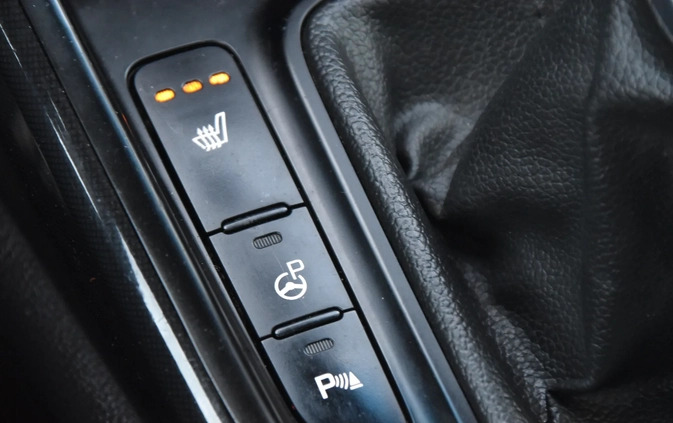 Kia Carens cena 44800 przebieg: 168403, rok produkcji 2014 z Lubień Kujawski małe 704